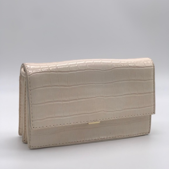 Handbags - Crocodile Pattern Clutch / Purse